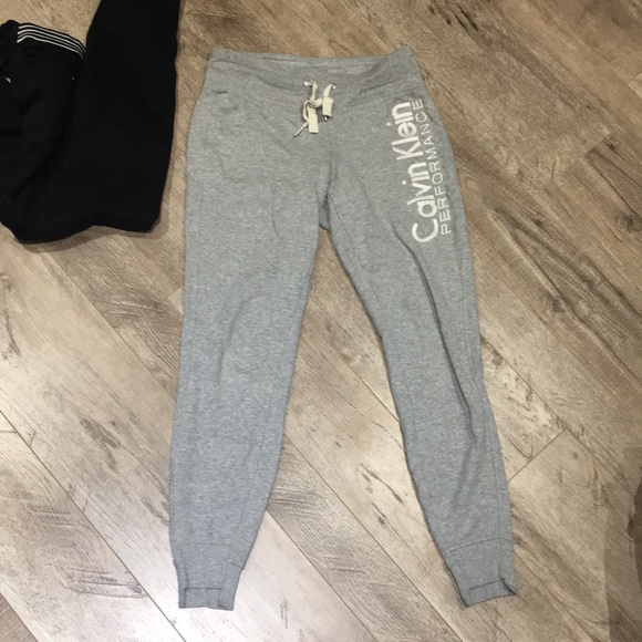 CALVIN KLEIN PERFORMANCE JOGGERS - Picture 2 of 2